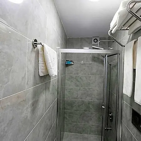 Dnz Taxim Feridiye Szálloda 3*