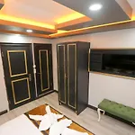 호텔 Dnz Taxim Feridiye 3*