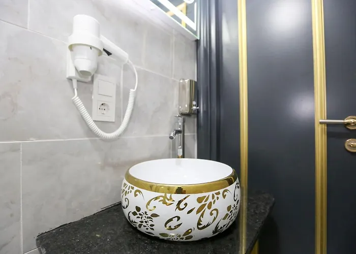 Dnz Taxim Feridiye 3*